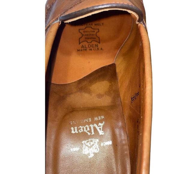 Alden New England Brown Leather Penny Loafers    Size: 9 B/D - Picture 6 of 9